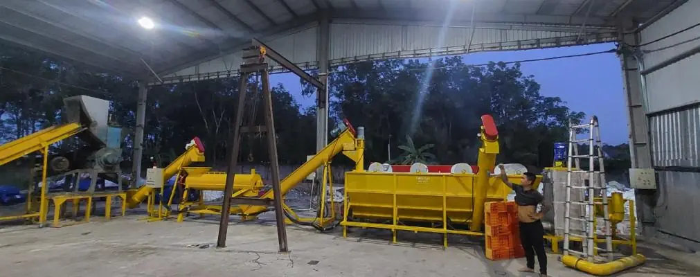MÁY BĂM NHỰA ĐÀI VIỆT